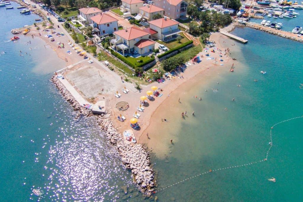 Apartment Mira 3 Климно Экстерьер фото